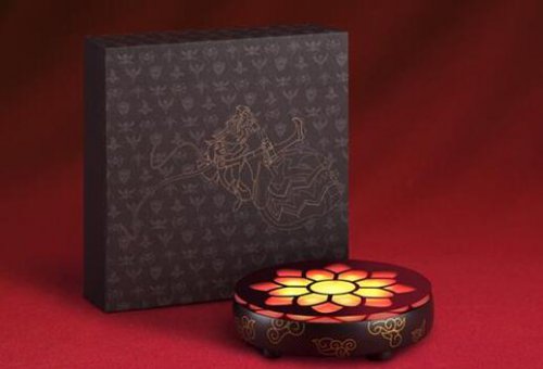 英雄聯(lián)盟十周年慶典 全球首個(gè)周年紀(jì)念手辦震撼發(fā)布